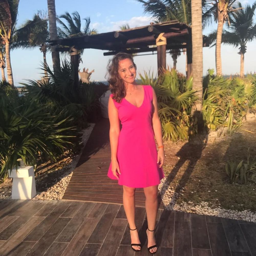 Meet your Posher, Elina